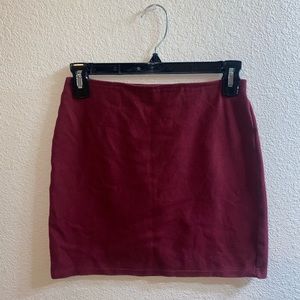 Hollister - Maroon Pencil Skirt S
